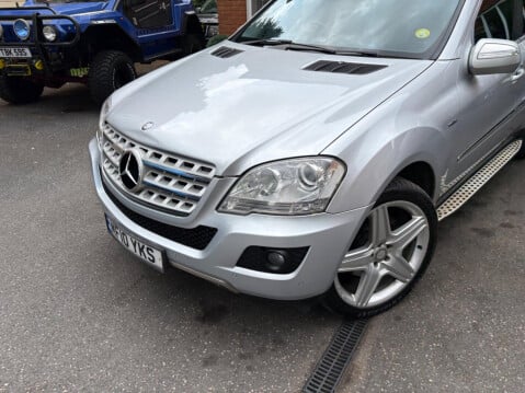 Mercedes-Benz M Class 3.0 ML350 CDI V6 BlueEfficiency Sport Tiptronic 4WD Euro 5 5dr 4