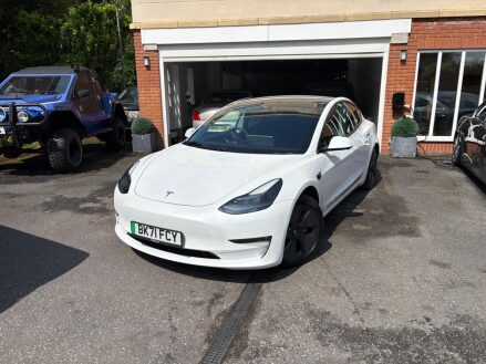 Tesla Model 3 (Dual Motor) Long Range Auto 4WDE 4dr