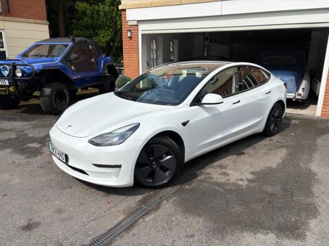 Tesla Model 3 (Dual Motor) Long Range Auto 4WDE 4dr 2