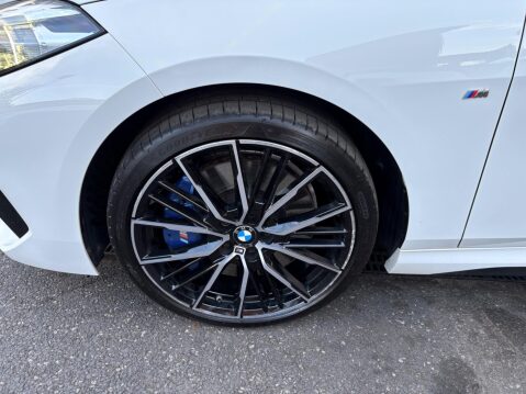 BMW 2 Series 1.5 218i M Sport DCT Euro 6 (s/s) 4dr 28
