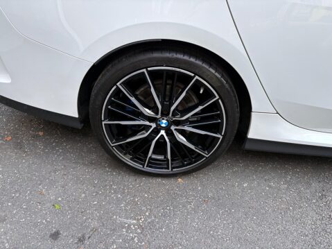 BMW 2 Series 1.5 218i M Sport DCT Euro 6 (s/s) 4dr 27