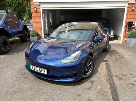 Tesla Model 3 (Dual Motor) Long Range Auto 4WDE 4dr