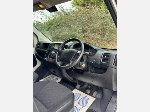 Peugeot Boxer BLUEHDI 335 L3H2 PROFESSIONAL P/V 15