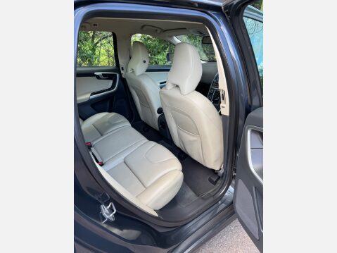 Volvo XC60 D5 SE LUX NAV AWD 9