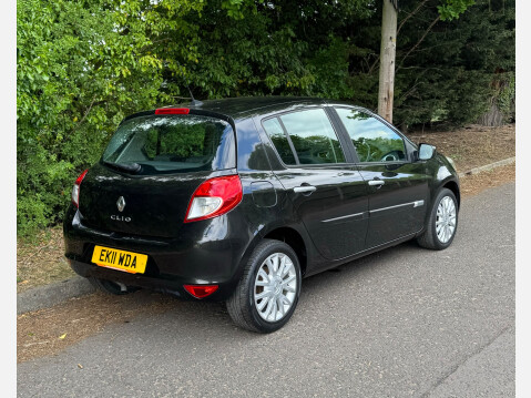 Renault Clio DYNAMIQUE TOMTOM 16V 5