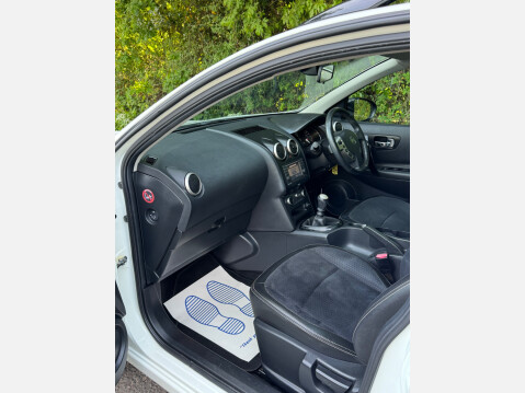 Nissan Qashqai DCI 360 IS 13