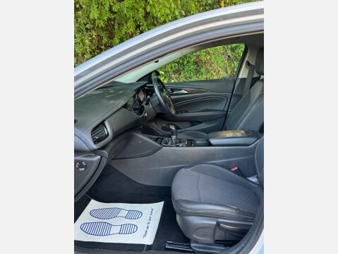 Vauxhall Insignia TECH LINE NAV 13