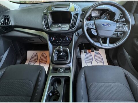 Ford Kuga ZETEC TDCI 10