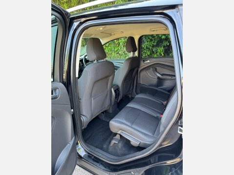 Ford Kuga ZETEC TDCI 14