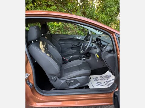 Ford Fiesta ZETEC 8