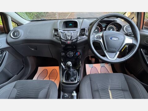 Ford Fiesta ZETEC 9