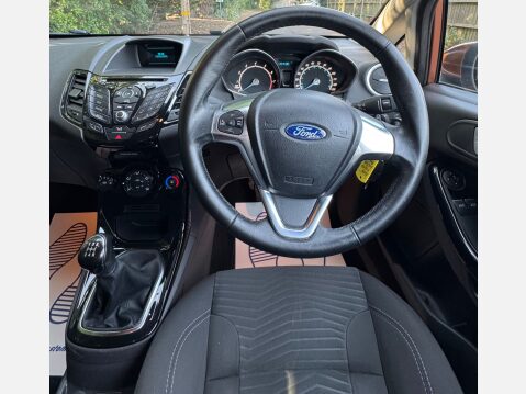 Ford Fiesta ZETEC 10
