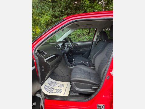 Suzuki Swift SZ4 13