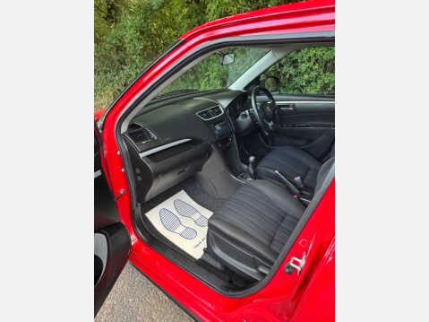 Suzuki Swift SZ4 12