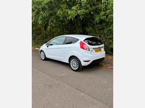 Ford Fiesta TITANIUM 6