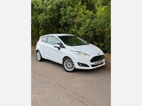 Ford Fiesta TITANIUM 1