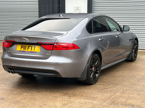 Jaguar XF 2.0 XF Chequered Flag D Auto 4dr 6