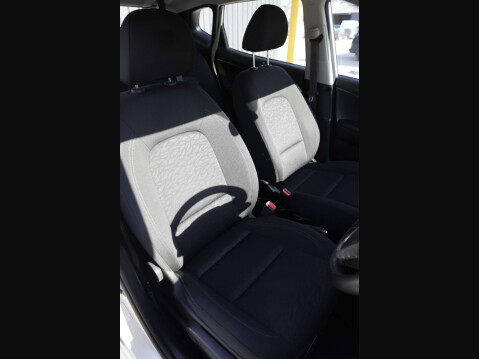 Hyundai ix20 1.6 ix20 SE Nav MPI 5dr 36