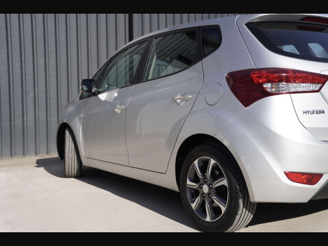 Hyundai ix20 1.6 ix20 SE Nav MPI 5dr 20
