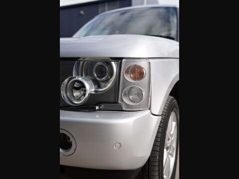 Land Rover Range Rover 4.4 Range Rover Vogue V8 Auto 4WD 5dr 63