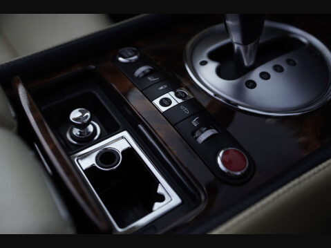 Bentley Continental 6.0 Continental GTc Auto 4WD 2dr 52