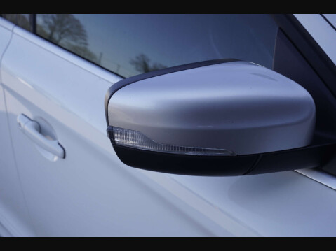 Volvo XC60 2.0 XC60 R-Design D4 Auto 5dr 61