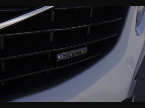 Volvo XC60 2.0 XC60 R-Design D4 Auto 5dr 9
