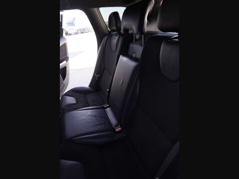 Volvo XC60 2.0 XC60 R-Design D4 Auto 5dr 43