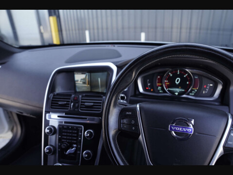 Volvo XC60 2.0 XC60 R-Design D4 Auto 5dr 59