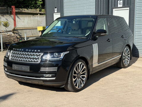 Land Rover Range Rover 3.0 Range Rover Vogue TDV6 Auto 4WD 5dr 3