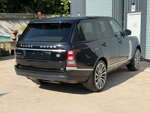 Land Rover Range Rover 3.0 Range Rover Vogue TDV6 Auto 4WD 5dr 6