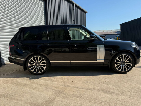 Land Rover Range Rover 3.0 Range Rover Vogue TDV6 Auto 4WD 5dr 11