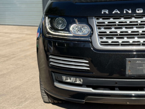 Land Rover Range Rover 3.0 Range Rover Vogue TDV6 Auto 4WD 5dr 69