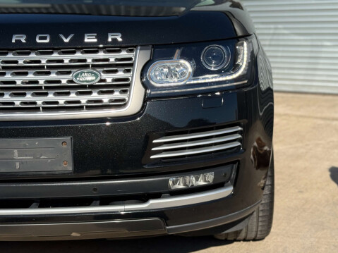 Land Rover Range Rover 3.0 Range Rover Vogue TDV6 Auto 4WD 5dr 83
