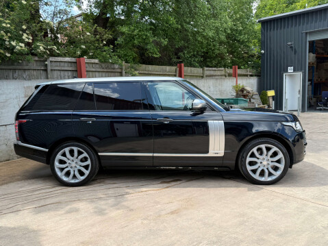 Land Rover Range Rover 4.4 Range Rover Autobiography L SDV8 Auto 4WD 5dr 8