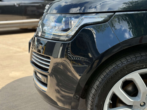 Land Rover Range Rover 4.4 Range Rover Autobiography L SDV8 Auto 4WD 5dr 36