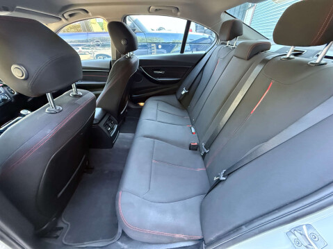 BMW 3 Series 2.0 318d Sport 4dr 18