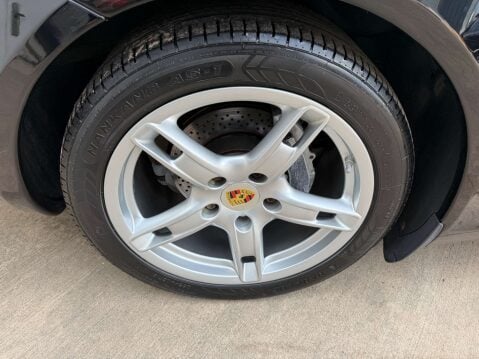 Porsche Boxster 2.7 Boxster 2dr 37