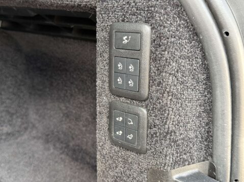 Land Rover Range Rover 4.4 Range Rover Autobiography SDV8 Auto 4WD 5dr 16