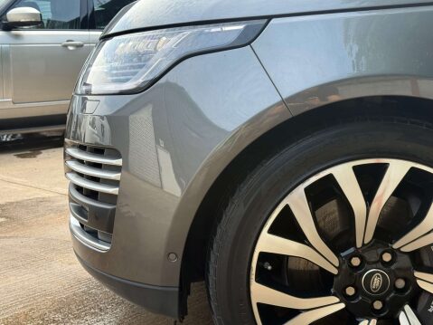 Land Rover Range Rover 4.4 Range Rover Autobiography SDV8 Auto 4WD 5dr 43