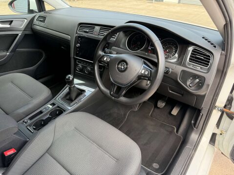 Volkswagen Golf 1.0 Golf Match Edition TSi 5dr 16