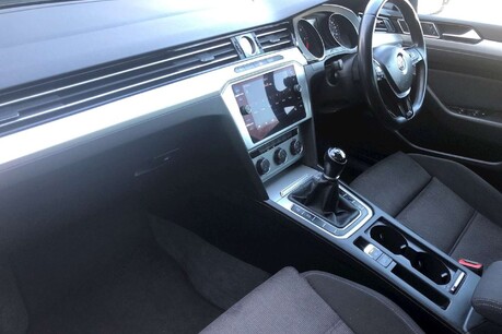 Volkswagen Passat 2.0 TDI SE Business Euro 6 (s/s) 5dr 13