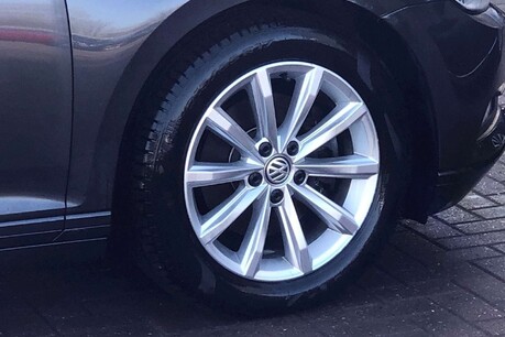 Volkswagen Passat 2.0 TDI SE Business Euro 6 (s/s) 5dr 29