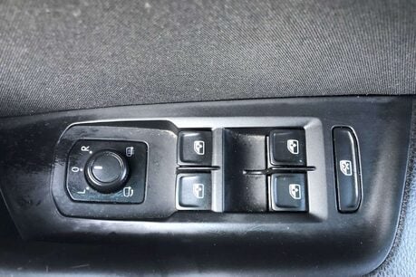 Volkswagen Passat 2.0 TDI SE Business Euro 6 (s/s) 5dr 23