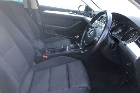 Volkswagen Passat 2.0 TDI SE Business Euro 6 (s/s) 5dr 9