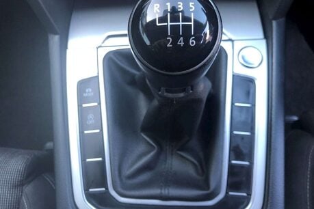 Volkswagen Passat 2.0 TDI SE Business Euro 6 (s/s) 5dr 22