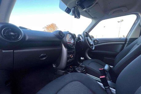 Mini Countryman 1.6 Cooper D Euro 5 (s/s) 5dr 22