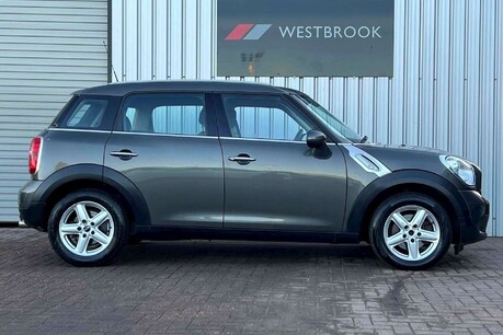 Mini Countryman 1.6 Cooper D Euro 5 (s/s) 5dr 2