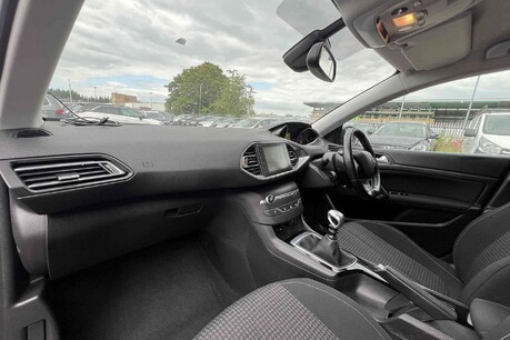Peugeot 308 1.2 PureTech GPF Active Euro 6 (s/s) 5dr 22