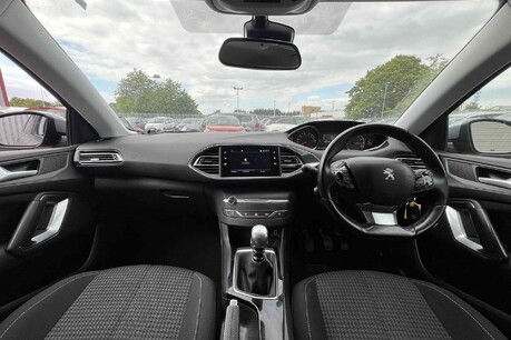 Peugeot 308 1.2 PureTech GPF Active Euro 6 (s/s) 5dr 7